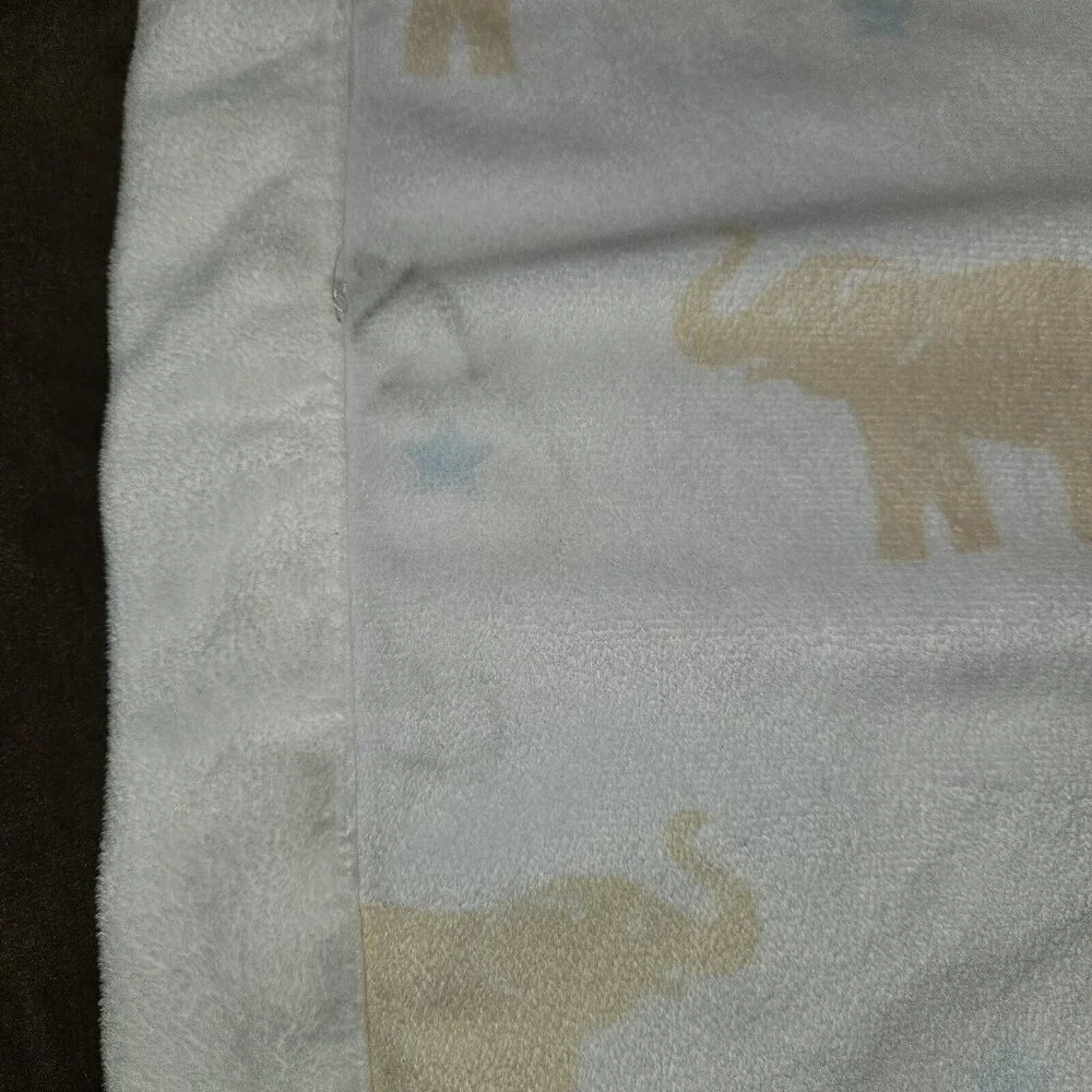 Wendy Bellissimo White Tan Elephant Fleece Baby Blanket Blue Stars READ AS IS